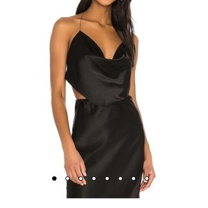 Natalie rolt Virgo crop top